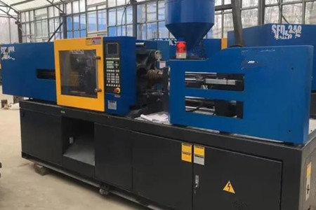 塑料注塑機(jī)操作期間需要注意哪些事項(xiàng)？