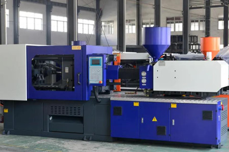 伺服節(jié)能精密注塑機多少錢一臺？至少3萬元以上！